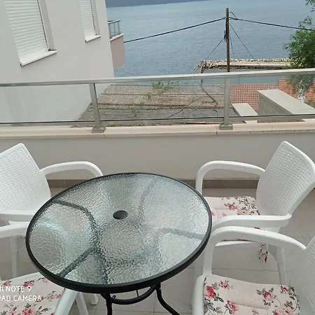 Villa Nimfa Apartman Villa *